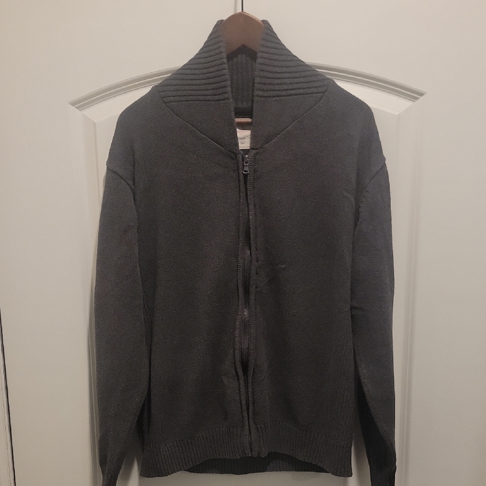 Men's Gray Sweater